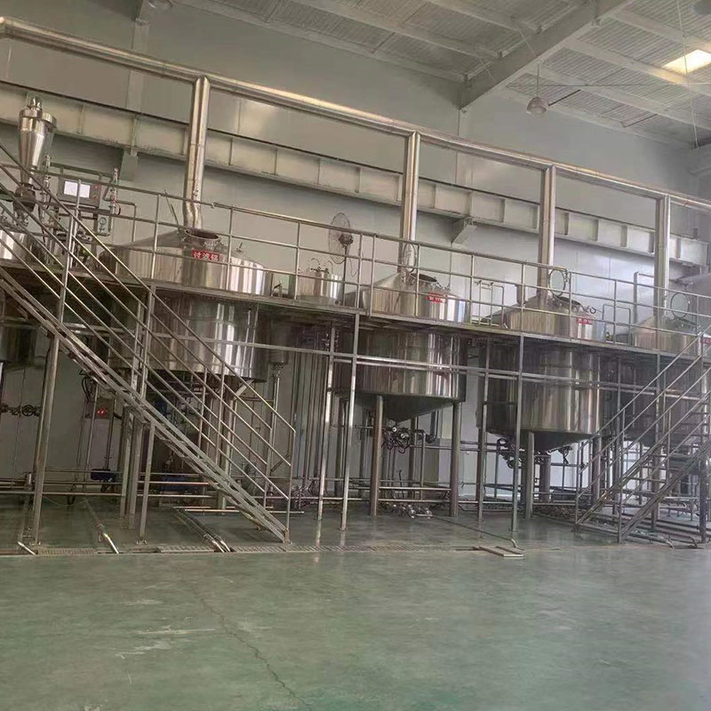 万秀精酿啤酒设备厂—平面布置、设备设计、制造、调试、培训等一条龙服务_COPY